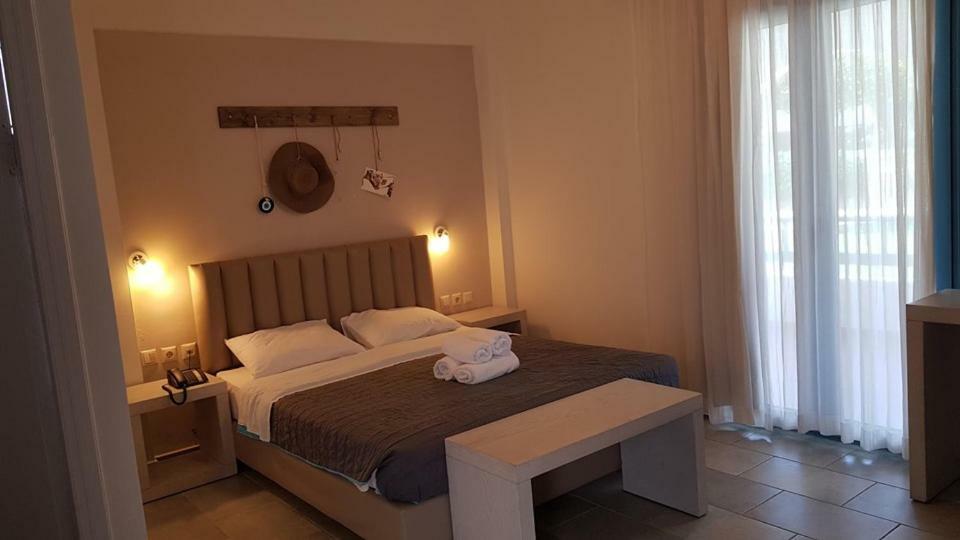 Skiros Palace Hotel Buitenkant foto